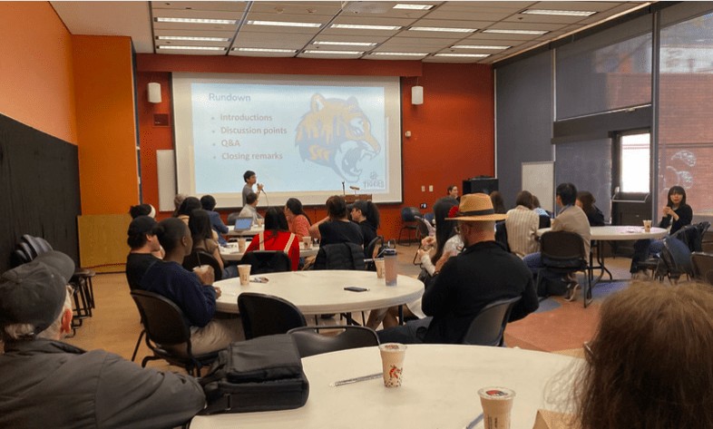 Students gather to ask the president's cabinet questions about SCC. 