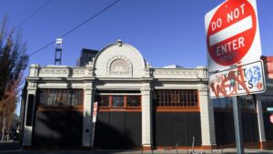 Starbucks Roastery storefront boarded up